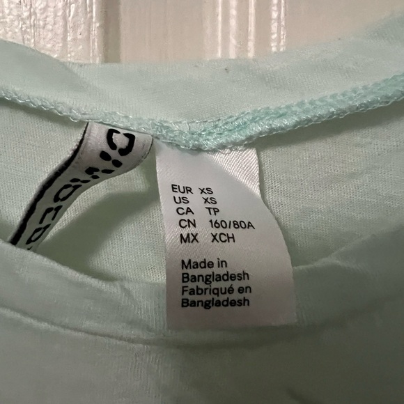 Green basic tank - Picture 3 of 3